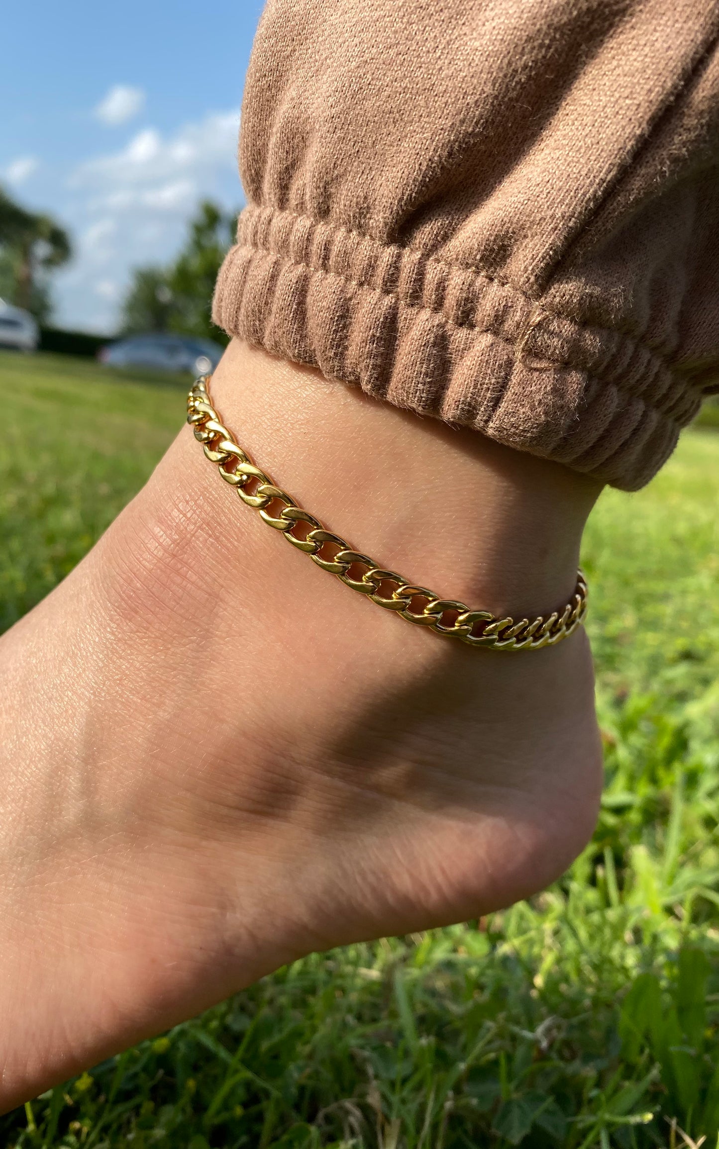 Single gold anklets