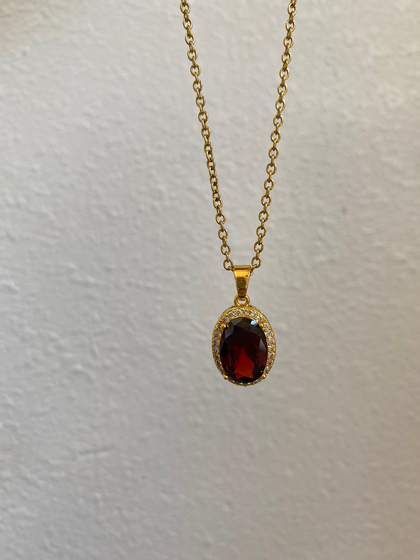 Big Gemstone necklace