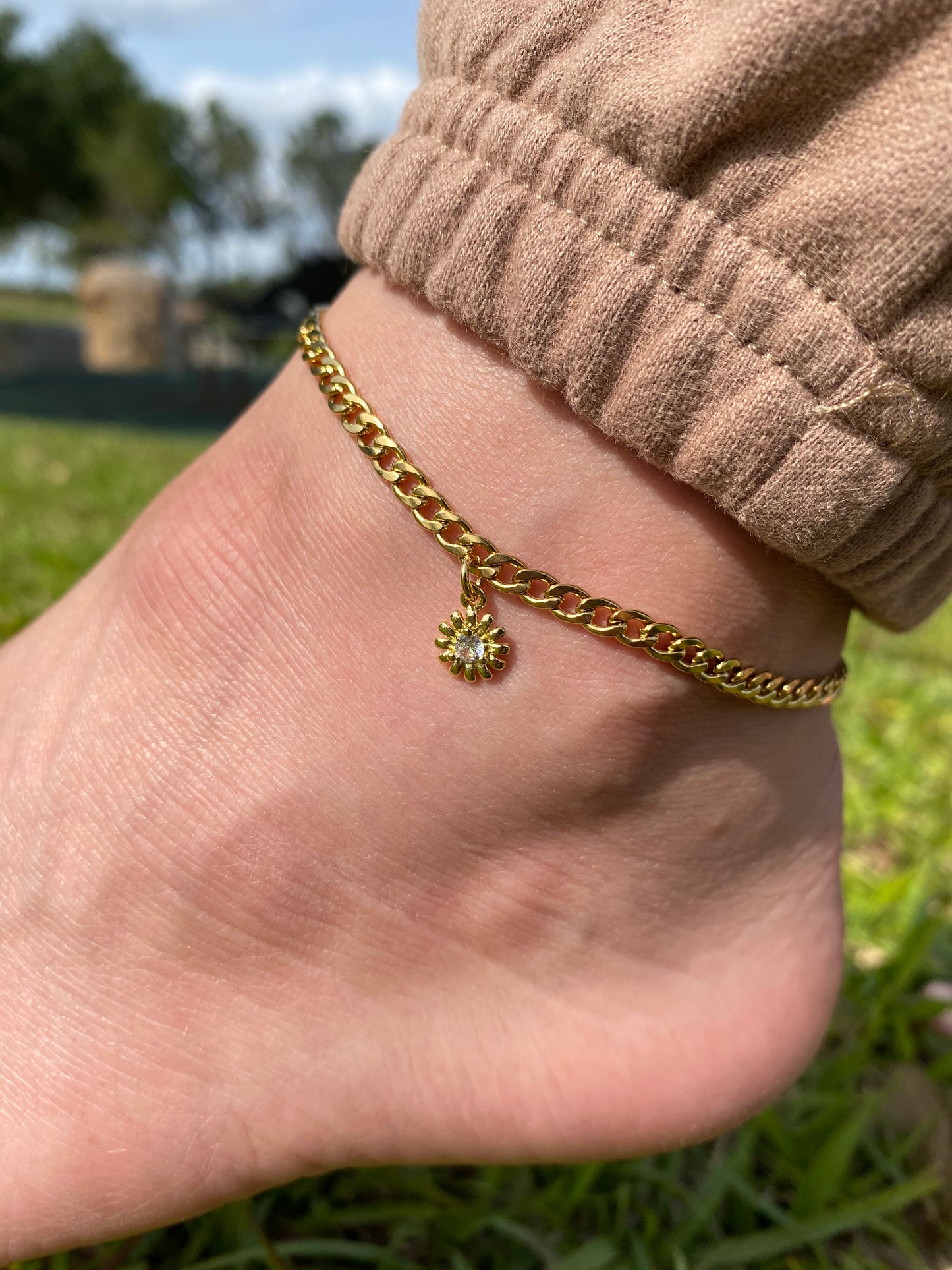 Little Daisy anklet