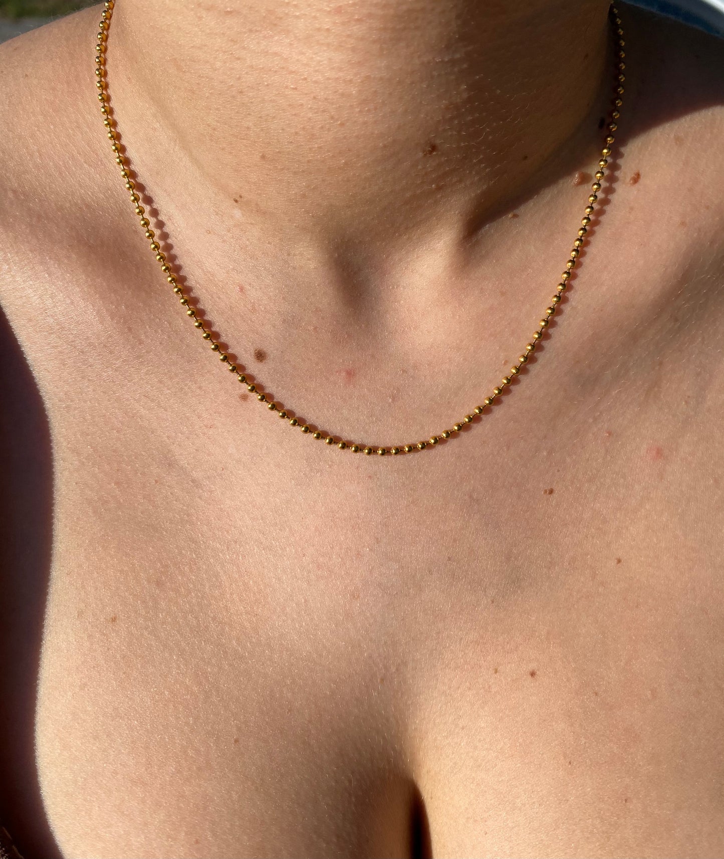 Gold single chains