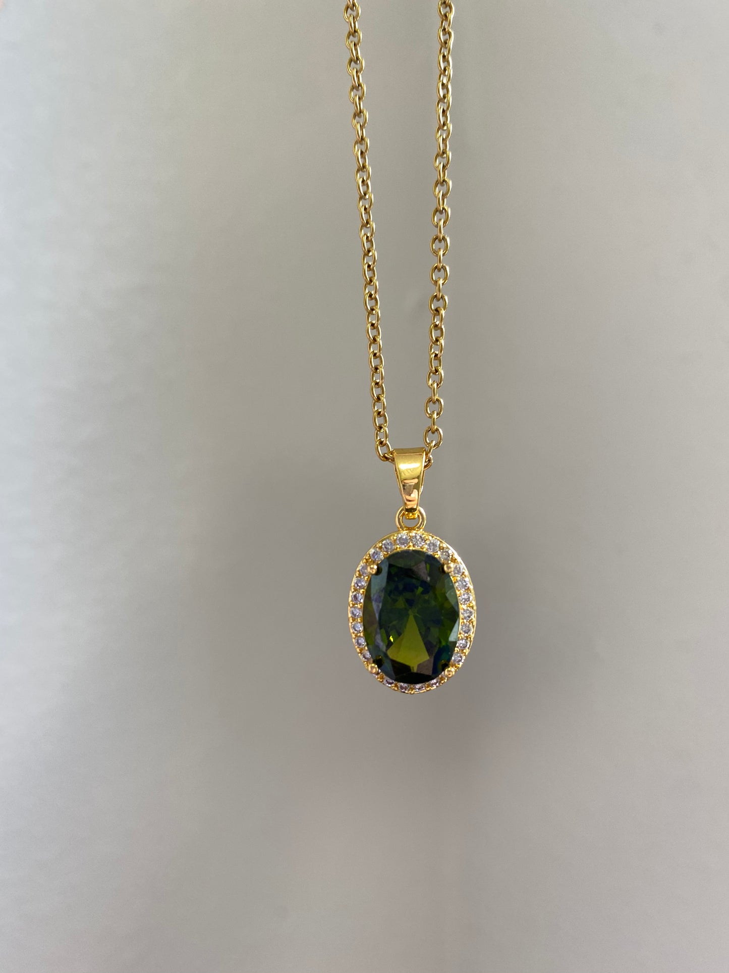 Big Gemstone necklace