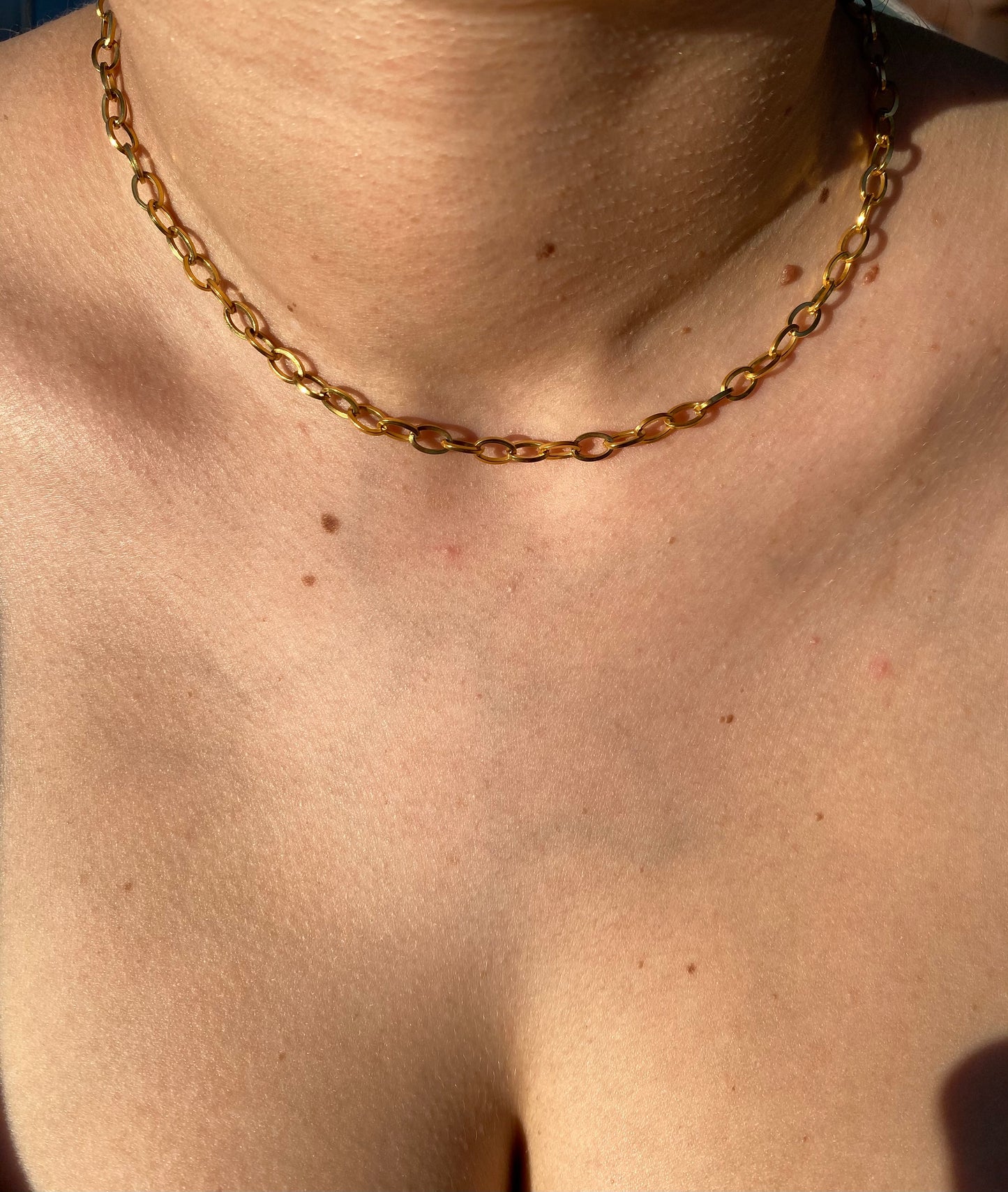 Gold single chains