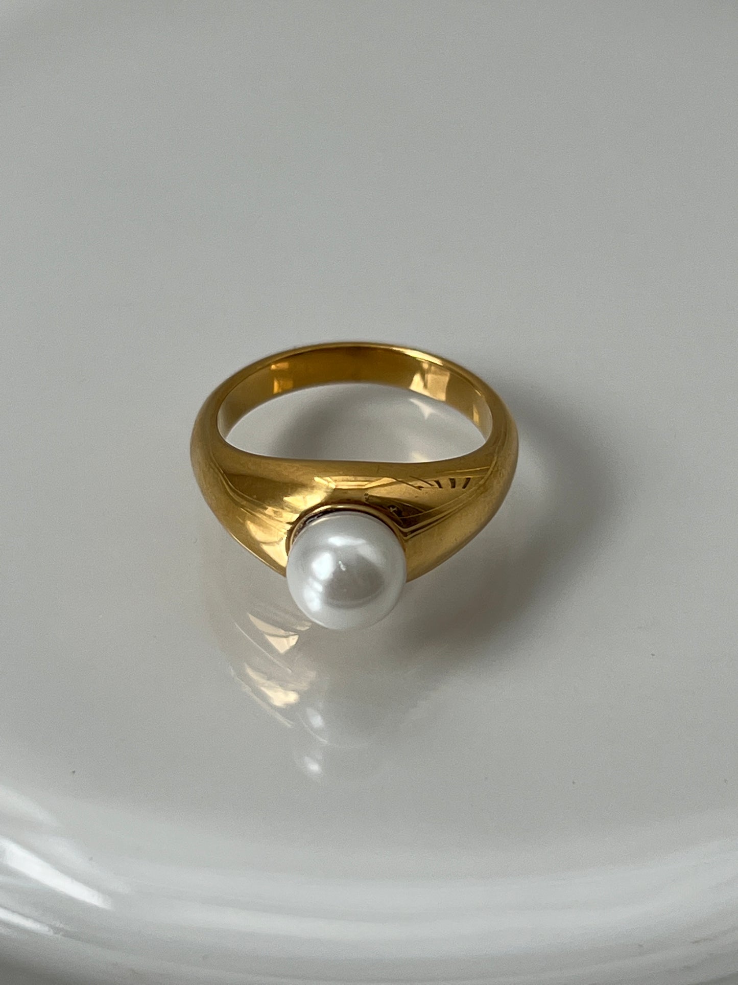 Pearl ring