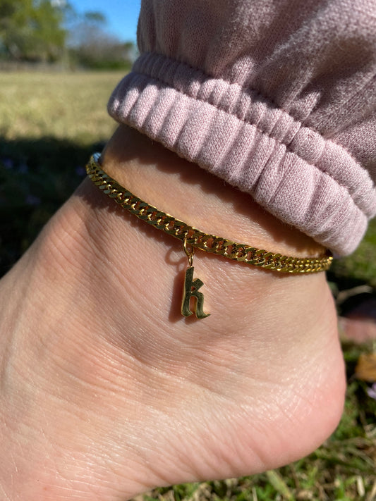 Initial anklet