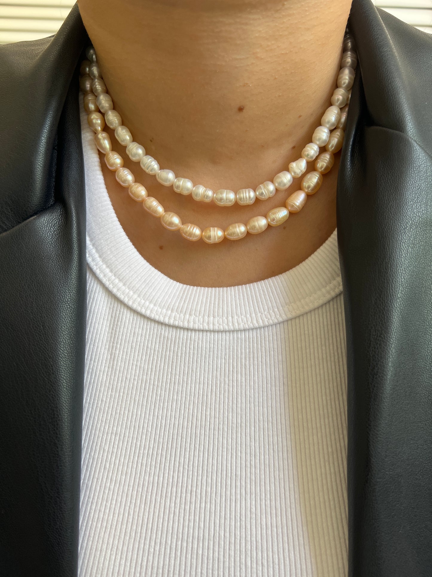 Peach pearl necklace