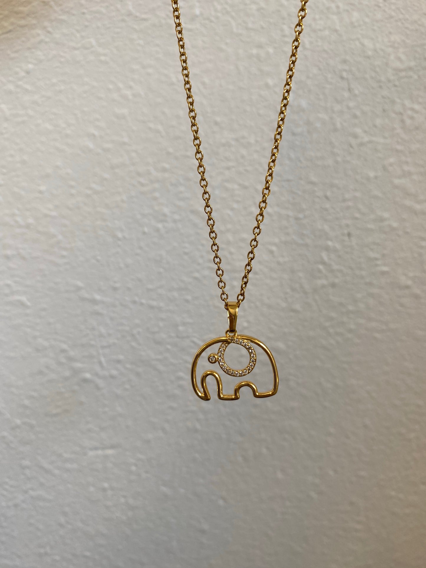 Gold elephant