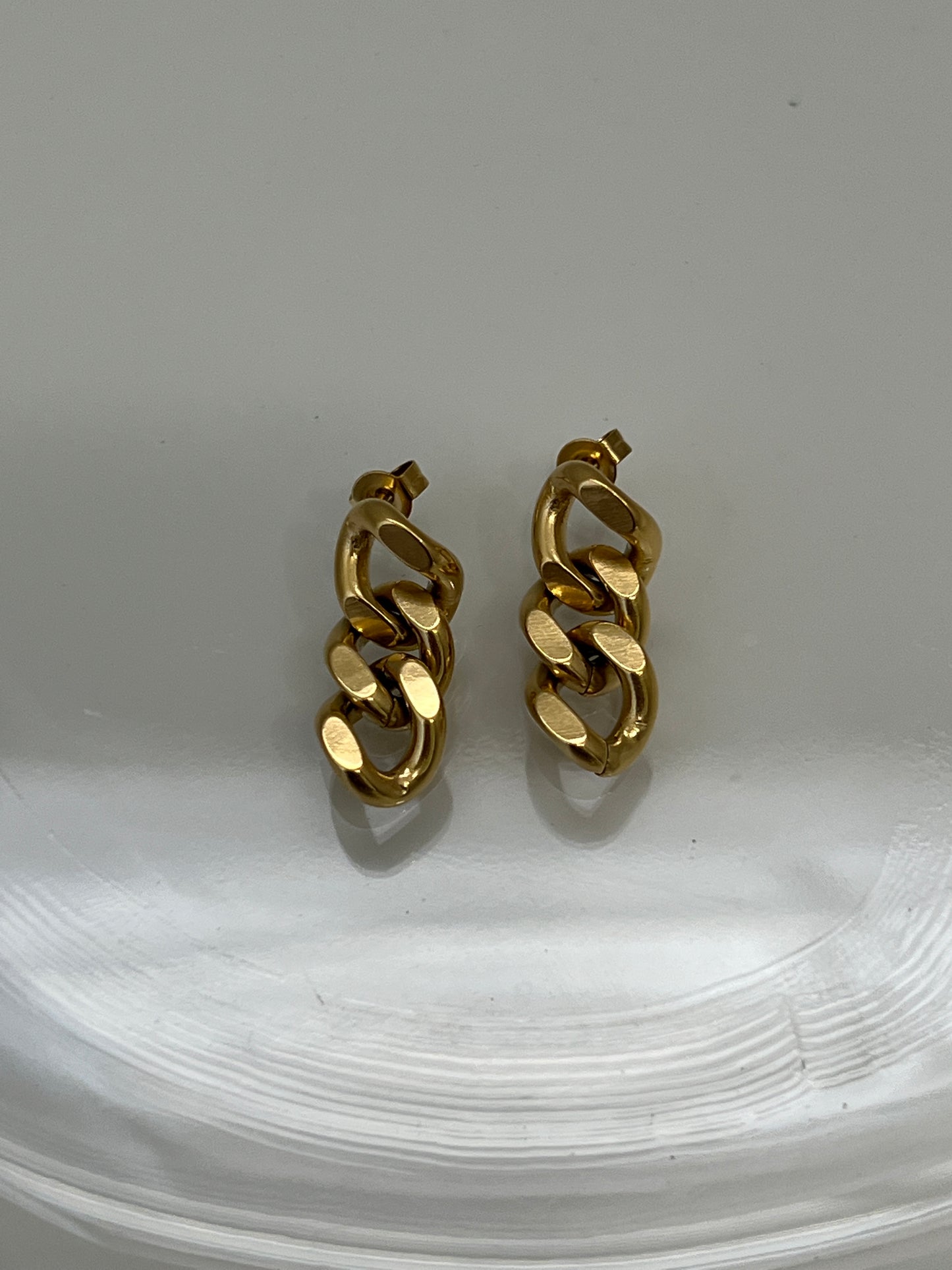 Cuban curb earrings