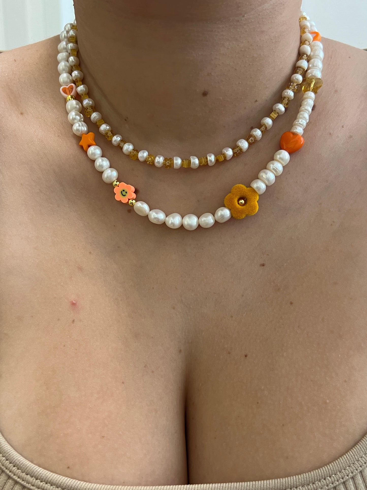 Naranja pearl necklace